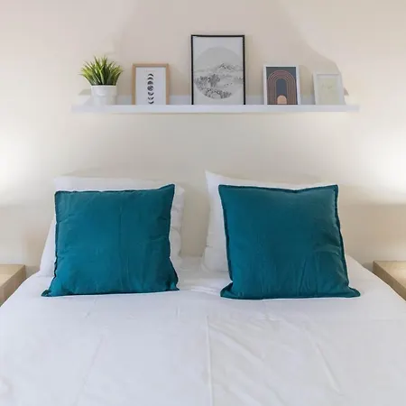 #073 V3 Casa By Holidays *