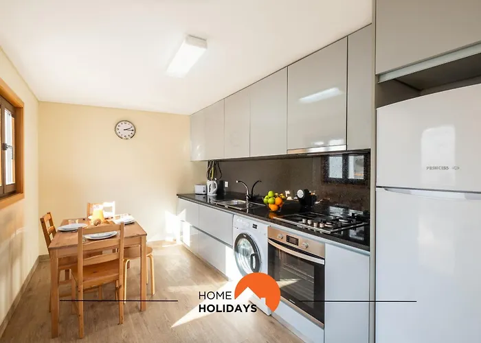 #073 Green Villa Family Friendly Holiday home